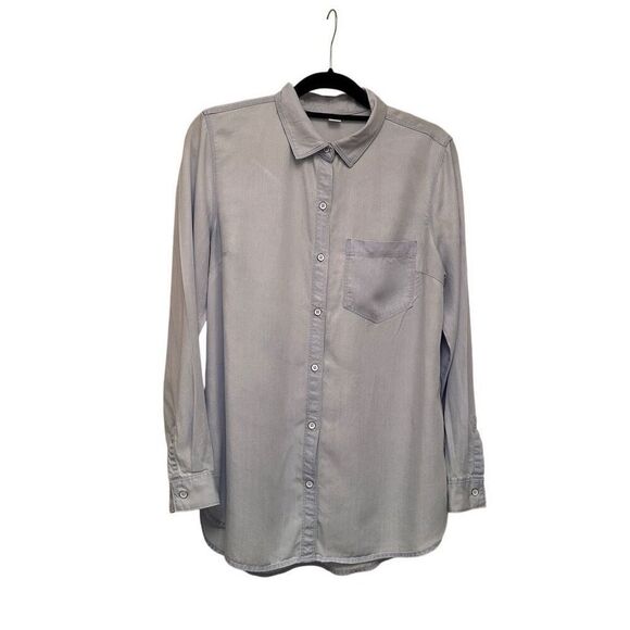 Old Navy Periwinkle blue button up shirt - Picture 1 of 6